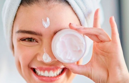 فروش ویژه ی محصولات آرایشی