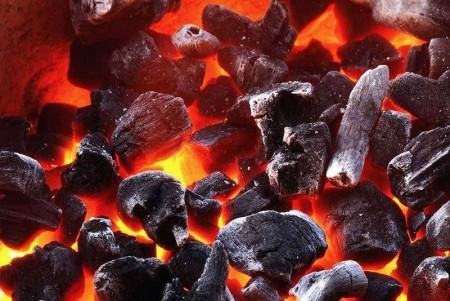 Self-igniting coal