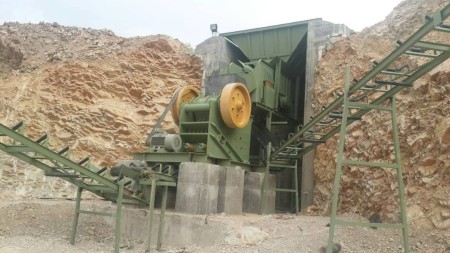 Manufacturer of jaws and all kinds of industrial devices