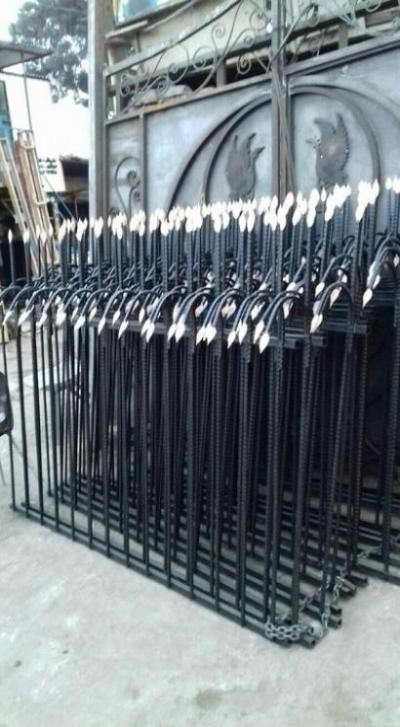 Manufacturer of spear wall protection