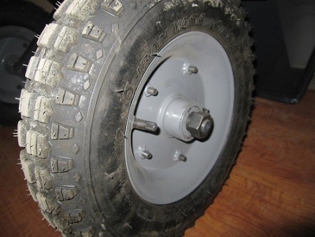 فرغون درجه یک بلوک زنی MENZبا تایر فرغونی