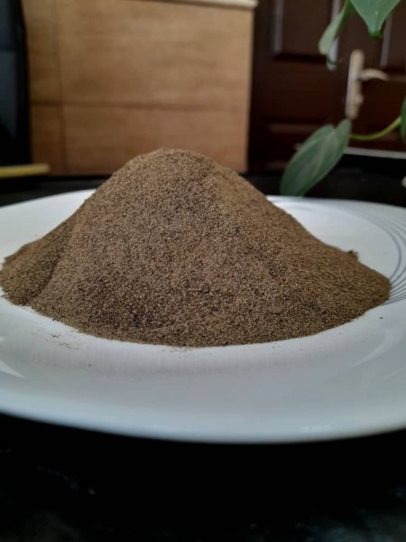 Black pepper powder