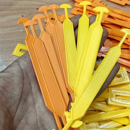 Cardboard handle, cardboard plastic handle