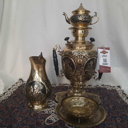 Kalimzani and Majnoon charcoal samovar of Isfahan with service