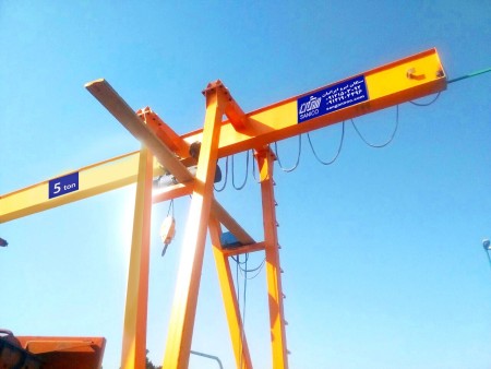 جرثقیل دروازه ای