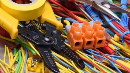 Immediate 24-hour electrification of the building