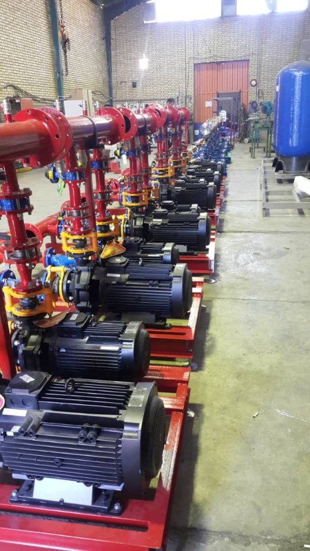 Booster water supply pump of Negin Sabz Aria fire department