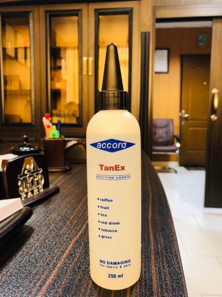 لکه بر TanEx  آکورد فابریک