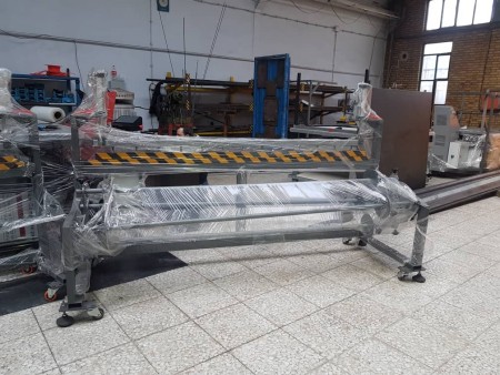 Sleeping mattress packaging machine