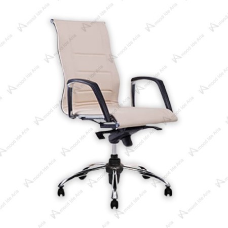 B81 management chair