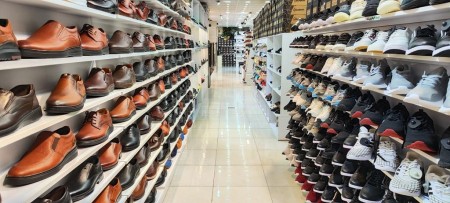 Shoe and sneaker store in Karaj shoe store