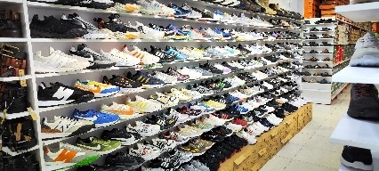 Shoe and sneaker store in Karaj shoe store