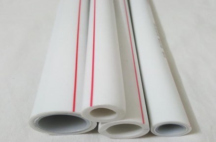 Five-layer welded pipe