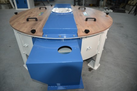 ساخت و نصب تجهیزات تولید خوراک دام طیور آبزیان