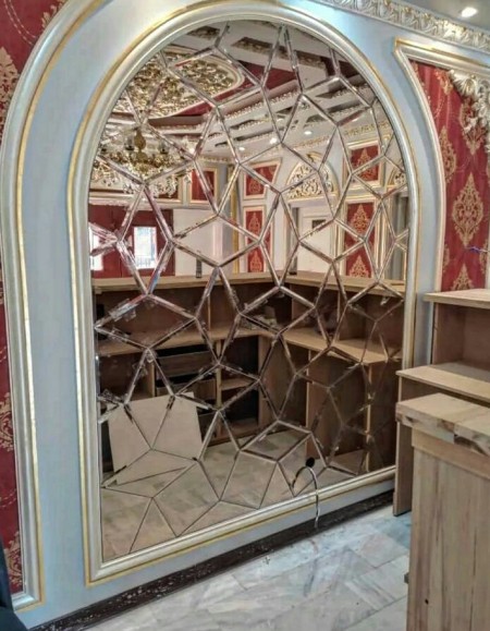 Cascading mirror work