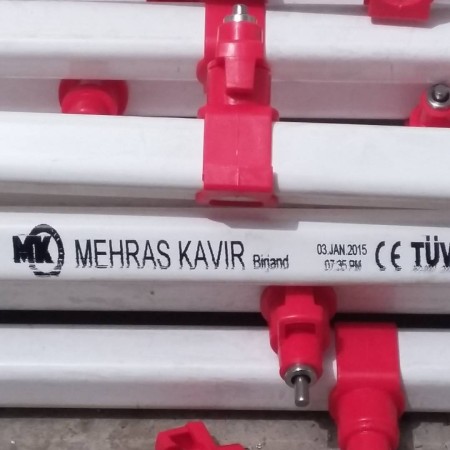 Automatic nipple drinker