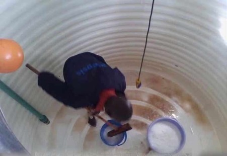 Apartment water tank disinfectant