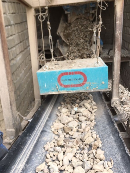 magnet separator over band