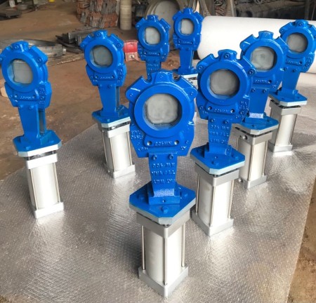 Production of guillotine valves