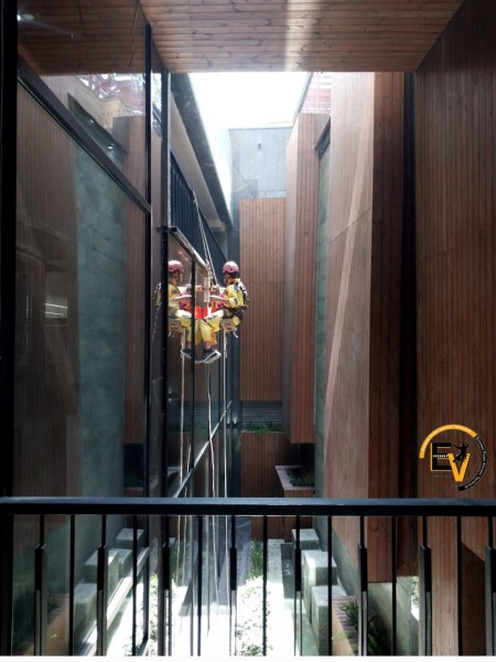 خدمات کار در ارتفاع بدون داربست