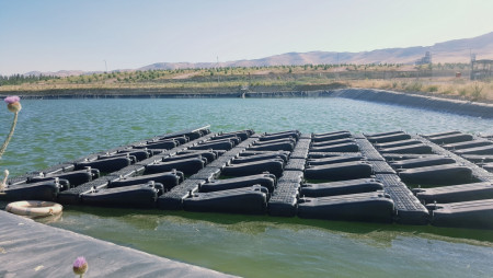 Solar panel floats and marinas