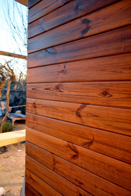 Sale of the color of the solvent base.