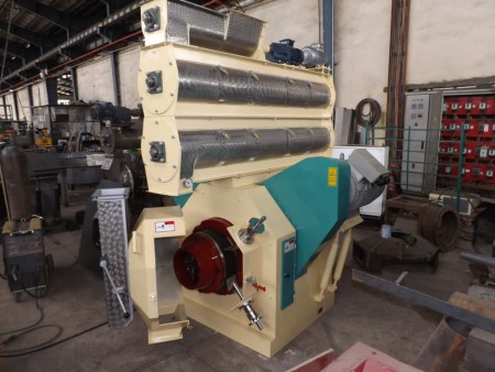 Sale of the production line of chicken and poultry feed