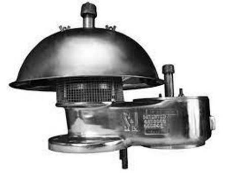 Auxiliary equipment of storage tanks, flame retardant, nitrogen protection system