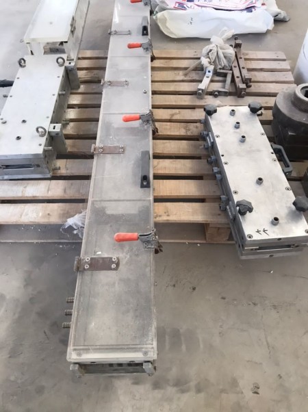 Second hand UPVC panel mold sales