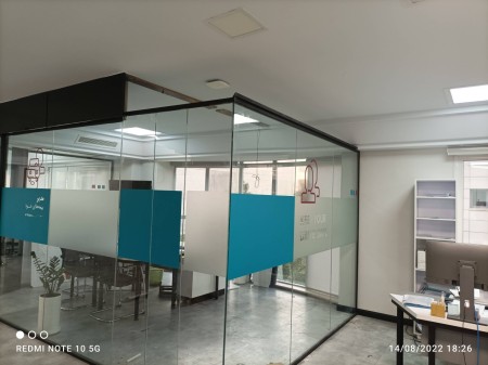 هندریل شیشه ای و پارتیشن شیشه ای