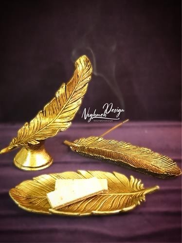 Sale of decorative products