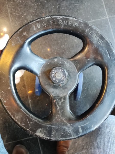 استاپ ولو، شیر توقف سوزنی فلنجی  STOP VALVE