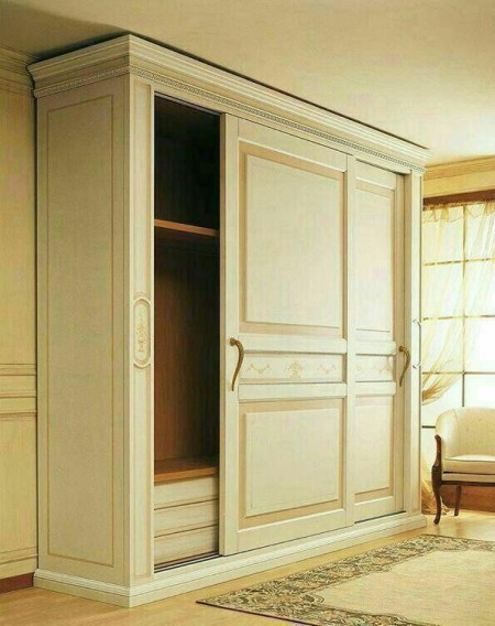 Cabinet maker..... door maker....