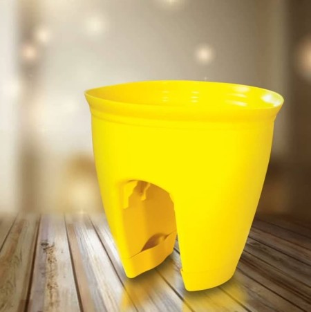 Sale of vases and building sanitary products and screws and plates