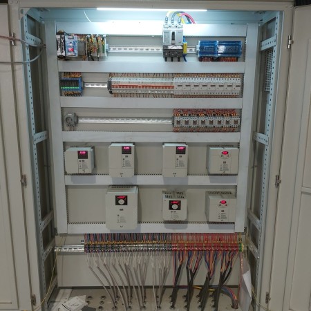 تابلو برق صنعتی