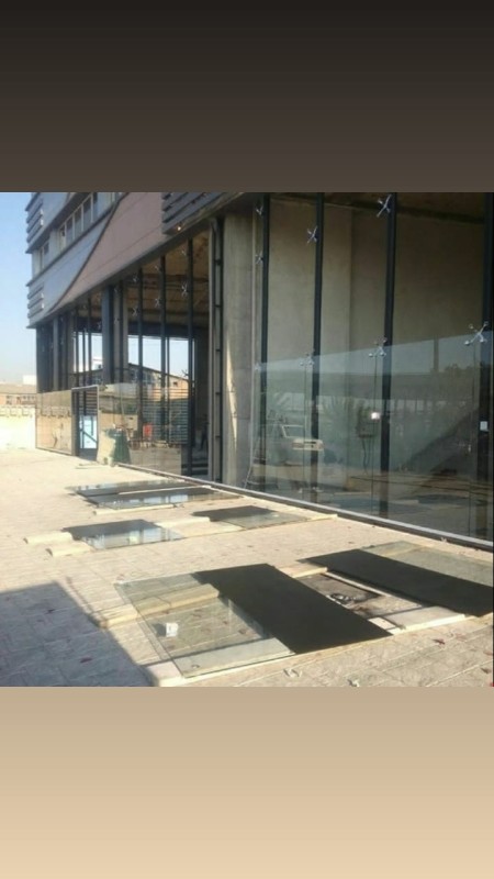 اجاره قاپک برقی # نصب انواع نمای شیشه  ۰۹۱۲۳۶۷۹۰۳۹