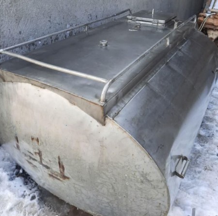 تانک حمل شیر نیسانی