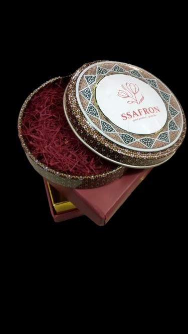 Selling precious saffron, super precious, ironed, natural dry, saffron powder, souvenir, gift, liqui ...