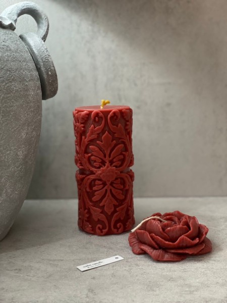 Candle inlaid design