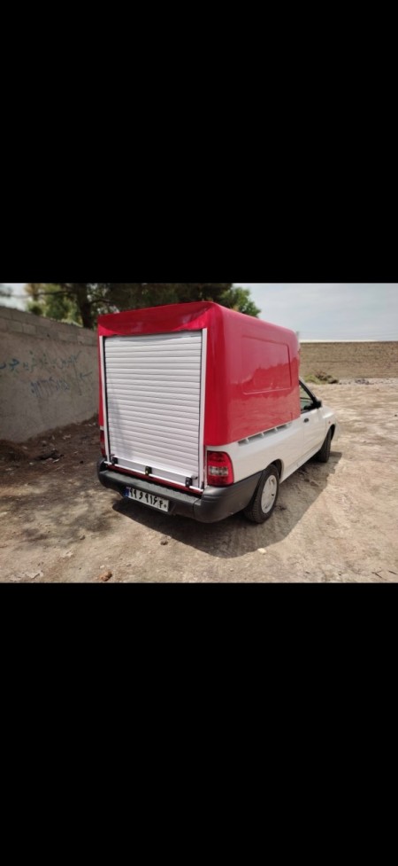 Fiberglass pride cabin with different heights