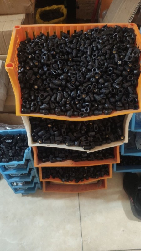 Gas Strut Connectors (Ratchet - Strap Series)