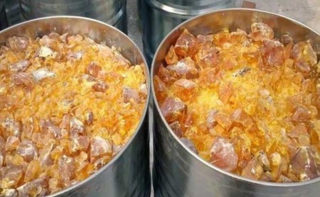 Castor oil, coconut, glycerin and gam resin/caliphon