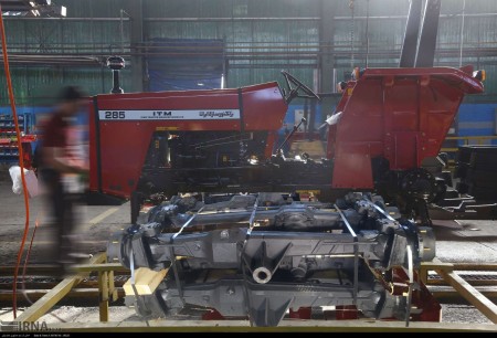 Selling def, diff, defr, tractor front differential