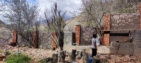 نصب انواع سنگ لاشه کف نما دیوار