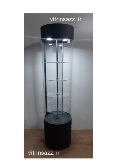 Full-round revolving showcases