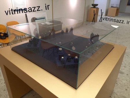 طراحی ویترین موزه