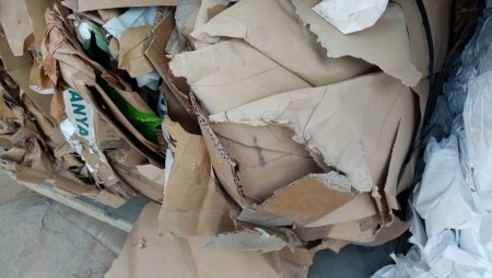 فروش ضایعات کاغذ دکور و کراتن کرافت