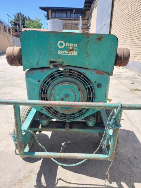 Mark Onan welding engine