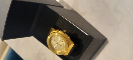 Men's wrist watch o.d.m