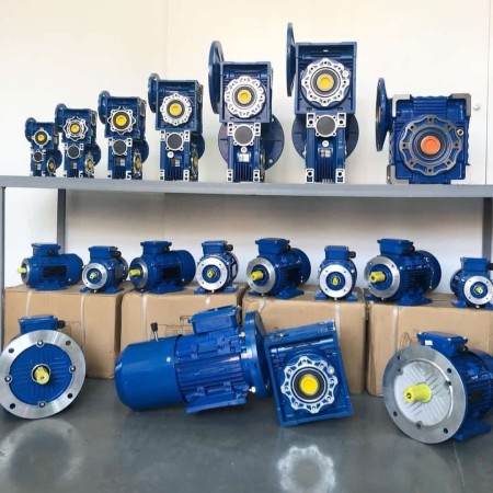 Spiral gear box